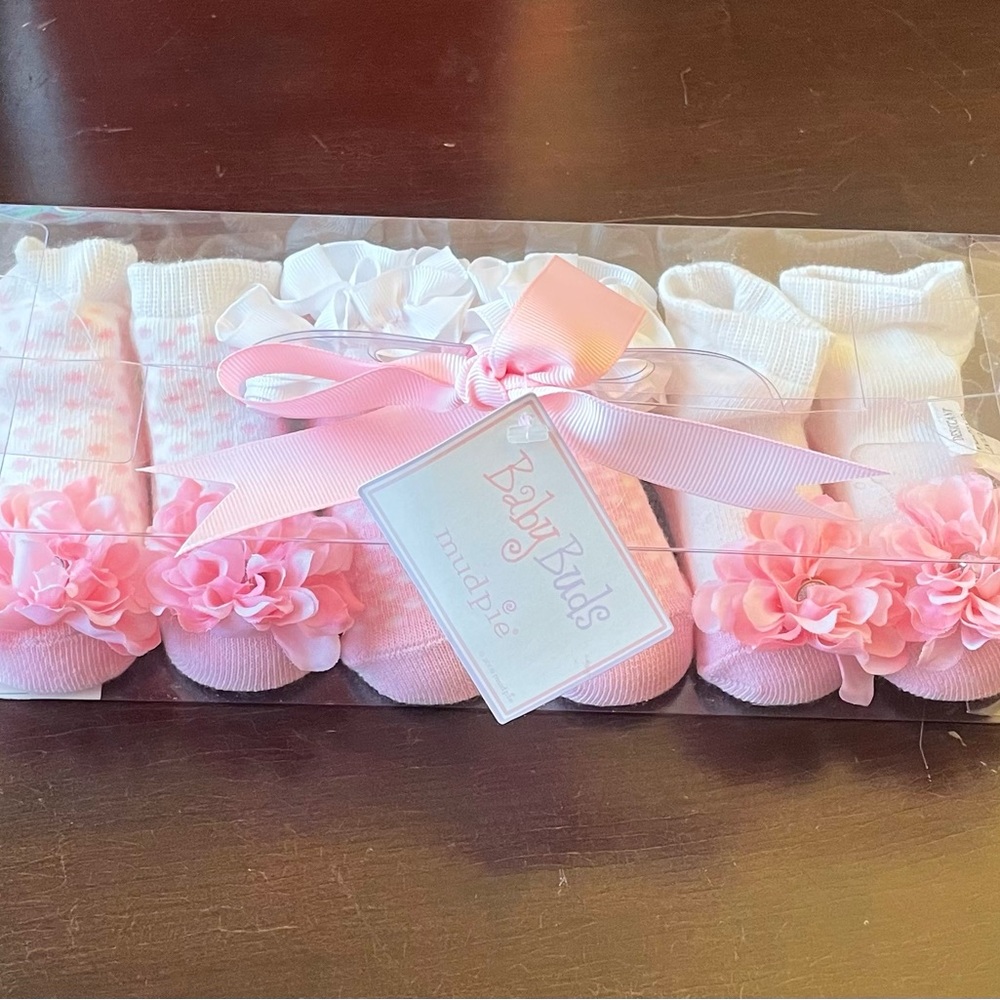 NWT Babybuds girl pink and white booties